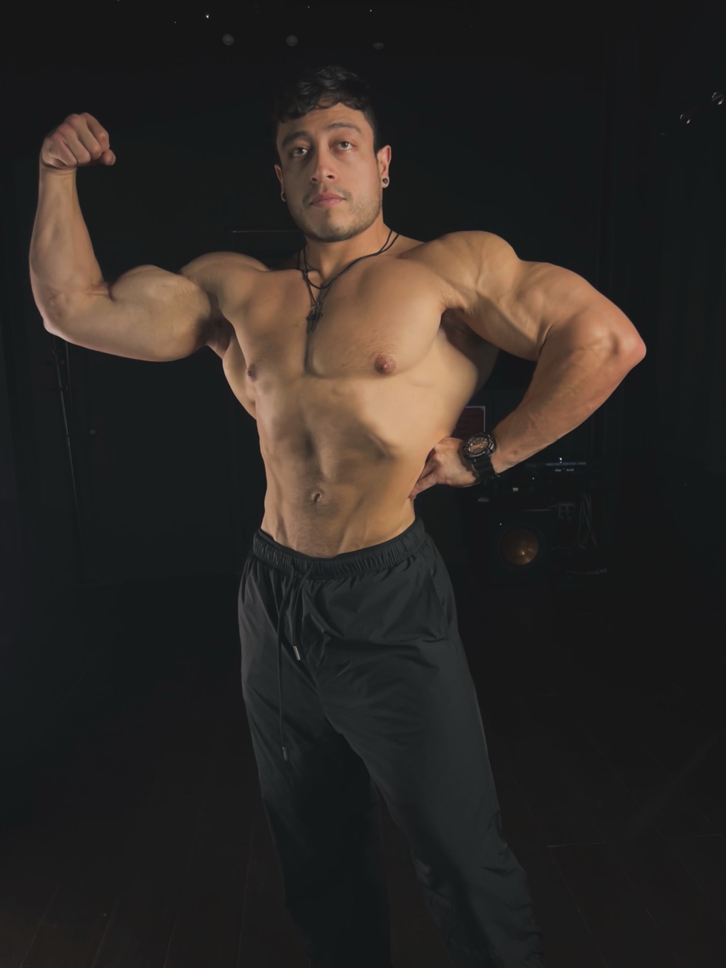 Hans Valdez - Personal Trainer & Posing Coach at Flex Fitness